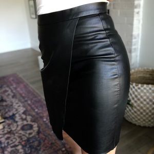 H&M black skirt